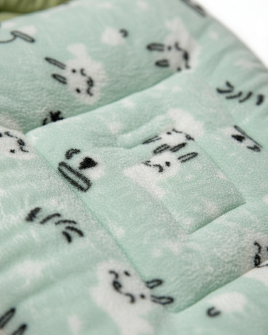 Snuggle Bunny Carry Nest – Mint Green